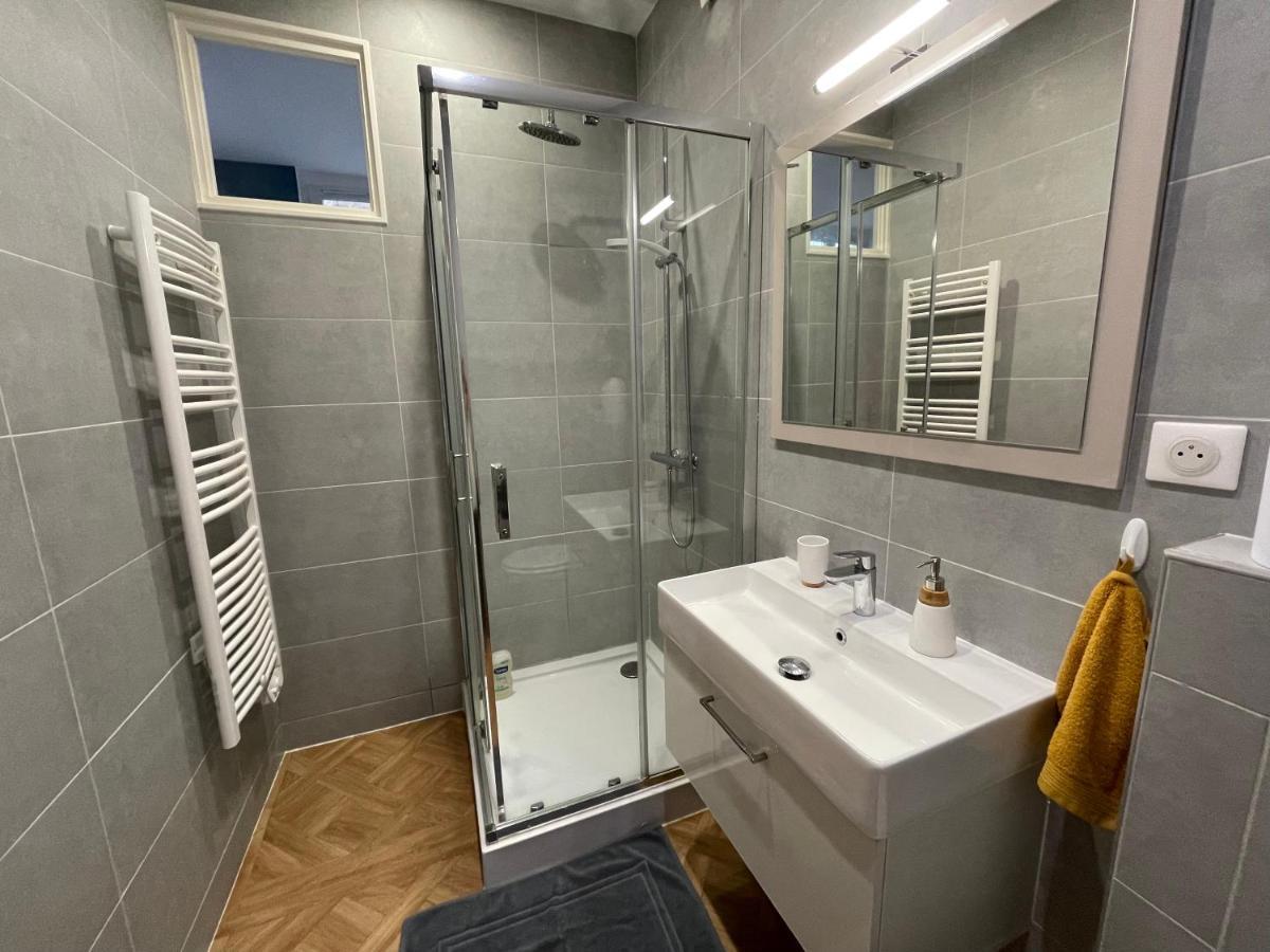Chez Jean-Yves Et Zoe - La Boheme - Au Calme, Tres Propre, Proche Parkings Apartment Ниор Екстериор снимка