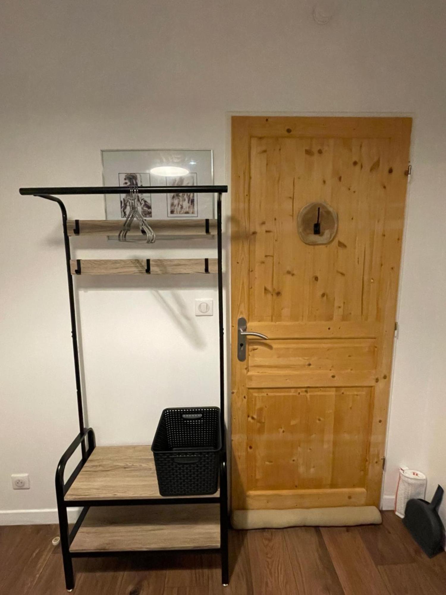 Chez Jean-Yves Et Zoe - La Boheme - Au Calme, Tres Propre, Proche Parkings Apartment Ниор Екстериор снимка